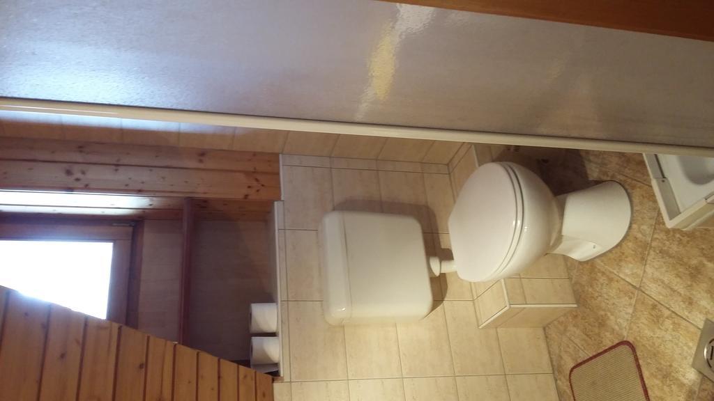 Keramiapark Guesthaus Hotel Budapest Ngoại thất bức ảnh